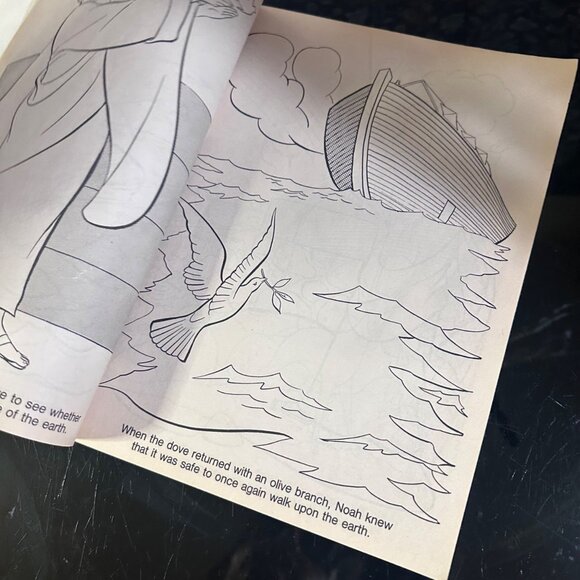 The Bible Coloring Book - Pictures From The Old And New Testaments - 1991 Creati - Picture 10 of 16